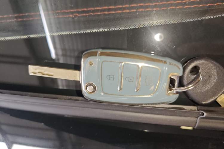 Used Hyundai Celesta 2018 1.6L Automatic GL Enjoyment Version China V Standard