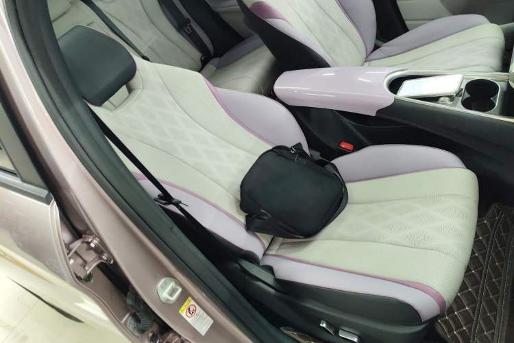 Used BYD Dolphin 2023 420 km Fashion Edition