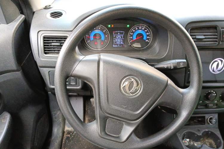 Used Dongfeng Fengon 330 2016 1.5L Manual Enjoyment Model DK15 Steering Wheel