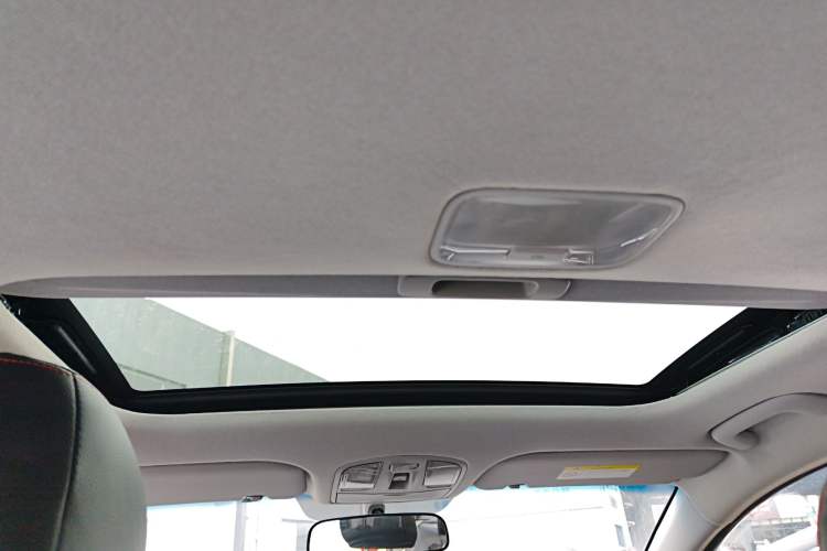 Used Hyundai Elantra (6th Generation / Lingdong) 2016 1.6L Automatic ZhiXuan – Elite Version Headliner