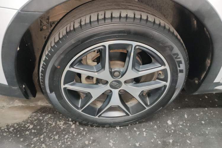 Used Geely Auto Vision S1 2019 Upgraded Model 1.5L CVT Luxury Version Exterior 2