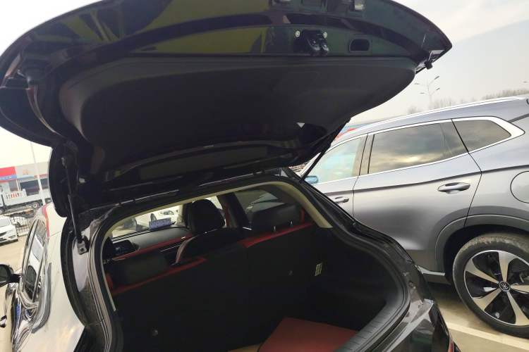 Used ORA Good Cat GT 2023 Mulan Edition 401km Luxury Version
