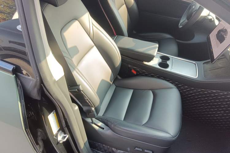 Used Tesla Model Y 2021 Performance High-Performance All-Wheel-Drive Version