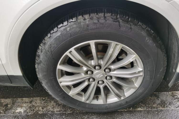 Used Cadillac XT5 2016 25T Luxury Model Exterior 7