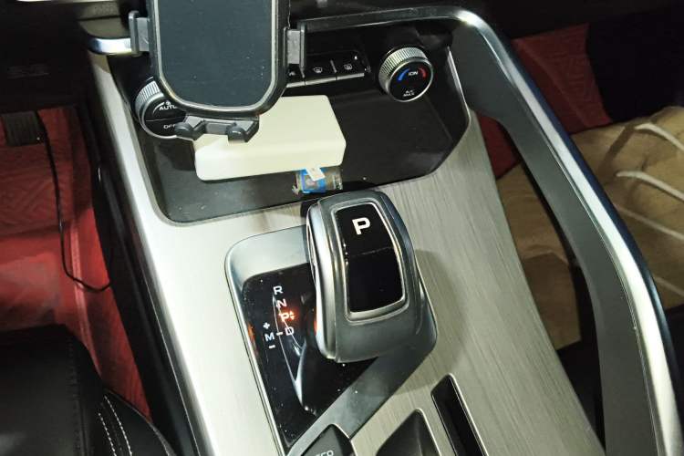 Used Geely Auto Coolray 2019 260T DCT Knight China VI Standard
