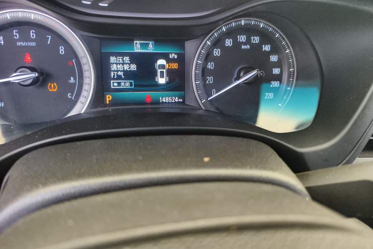 Used Buick GL6 2018 18T 6-Seater Luxury Model
