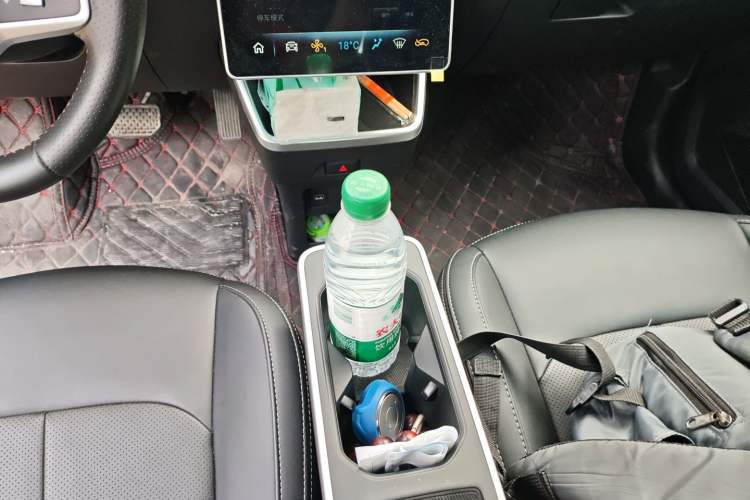 Used NETA V 2022 Chao 400 Lite Gear Lever