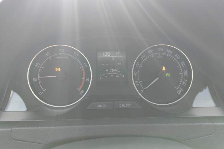 Used Skoda Rapid Spaceback 2014 1.6L Automatic Enjoyment Edition
