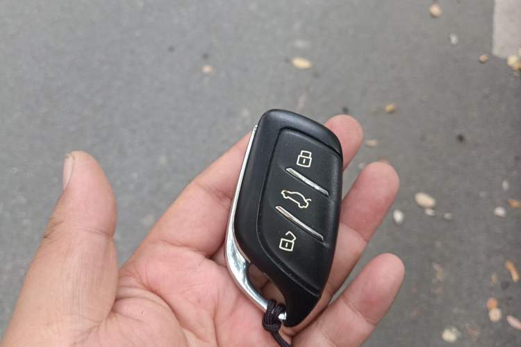 Used Roewe i5 2023 1.5L CVT Luxury Edition