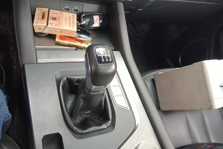 Used JETOUR X90 PLUS 2021 1.5T Manual Villa 7-Seater Gear Lever