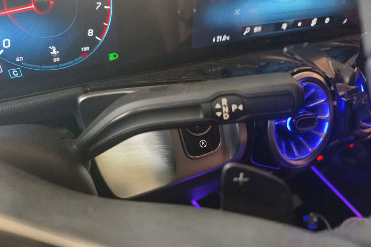 Used Mercedes-Benz GLB 2022 GLB 220 Fashion Model Gear Lever