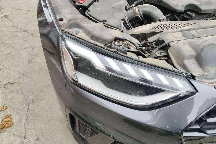 Used Audi A4L 2022 40 TFSI Luxury Dynamic Model
