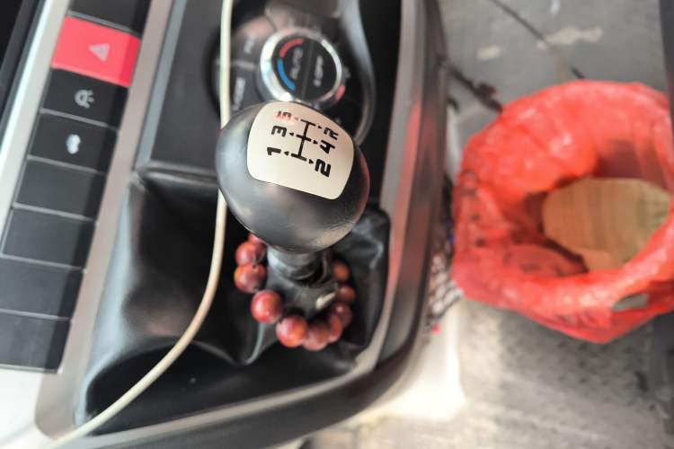 Used Iveco Power Daily 2017 2.5T Deluxe A37 High-Roof 6-7 Seater Bus 47Z5