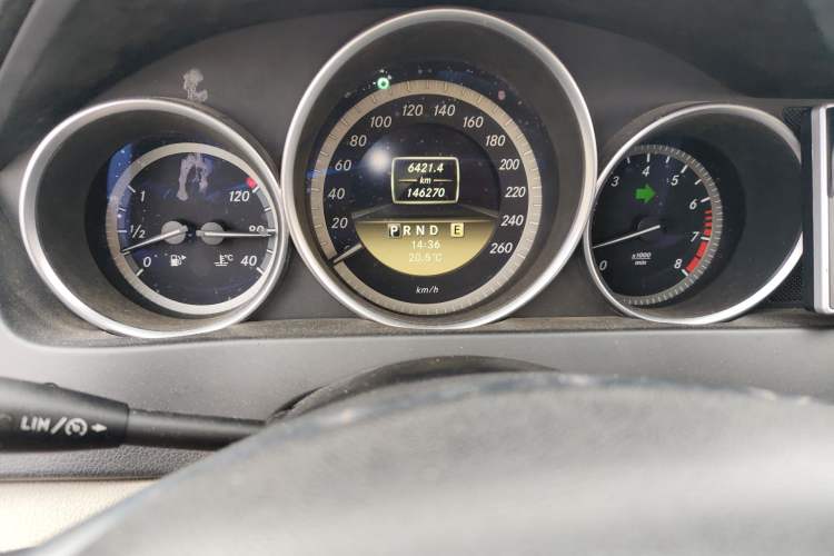 Used Mercedes-Benz C-Class 2010 C 180K Classic model