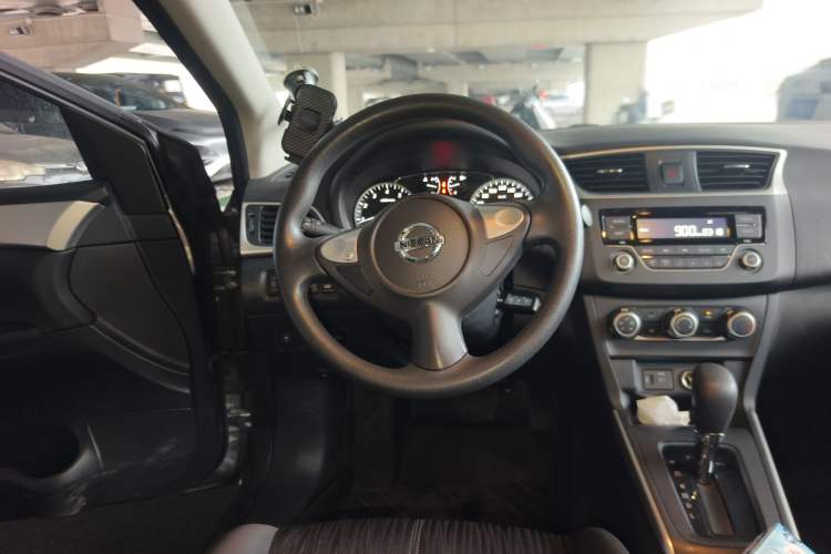 Used Nissan Sylphy 2022 Classic 1.6XE CVT Comfort Edition Steering Wheel