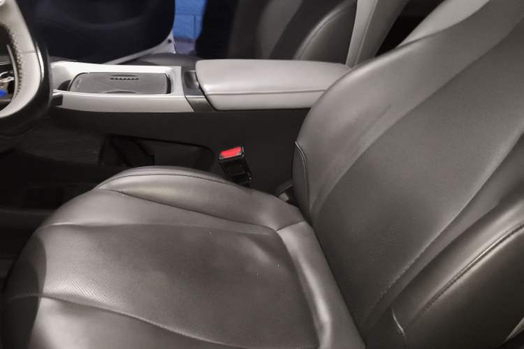 Used Dongfeng NAMMI 01 2024 New Edition 430 Plus Smart+ Left Front Seat