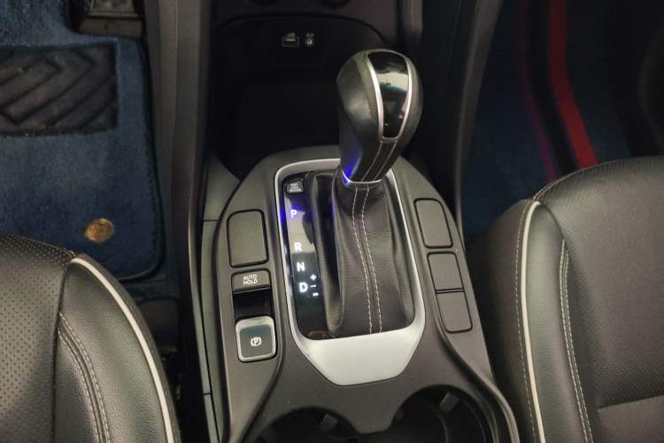 Used Hyundai Santa Fe 2017 2.0T Automatic Two-Wheel Drive Smart Version 7 Seats