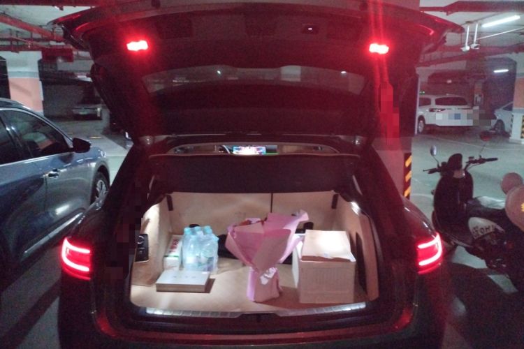 Used Hima AITO M5 2022 Range-Extended Rear-Drive Standard Version Trunk