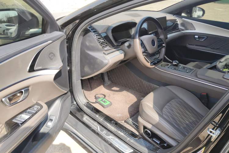 Used BYD Han 2023 EV Champion Edition 605KM Front-Drive Premium Model
