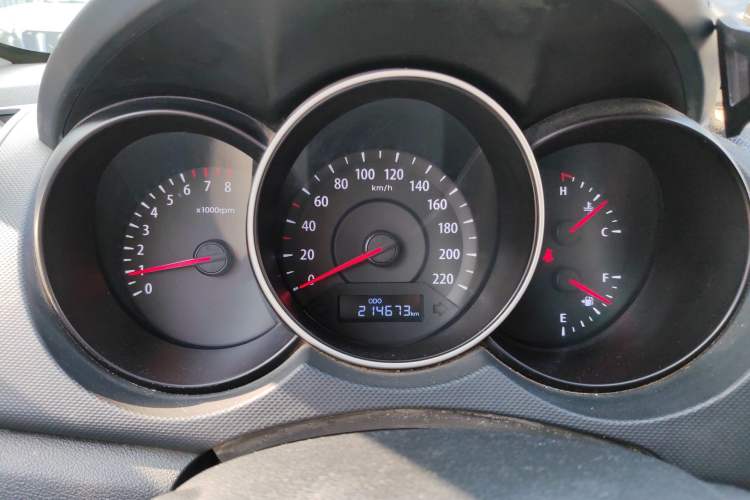 Used Kia Forte 2016 1.6L MT GL Instrument Cluster