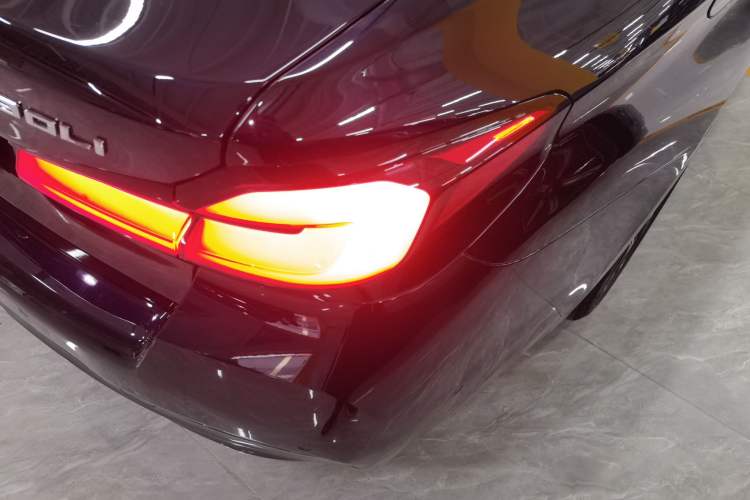 Used BMW 5 Series 2021 530Li Luxury Edition M Sport Package