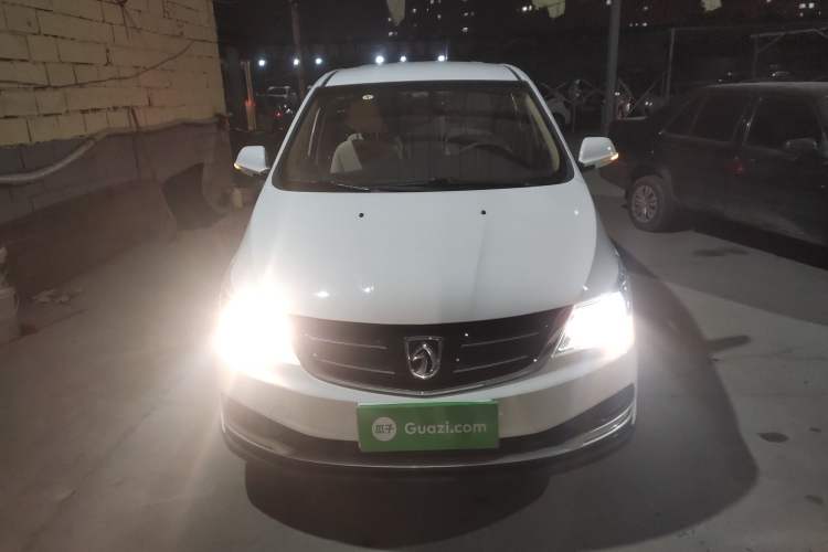 Used Baojun 730 2016 Revised 1.5L Manual Standard Version 7 Seats China V Emission Standard