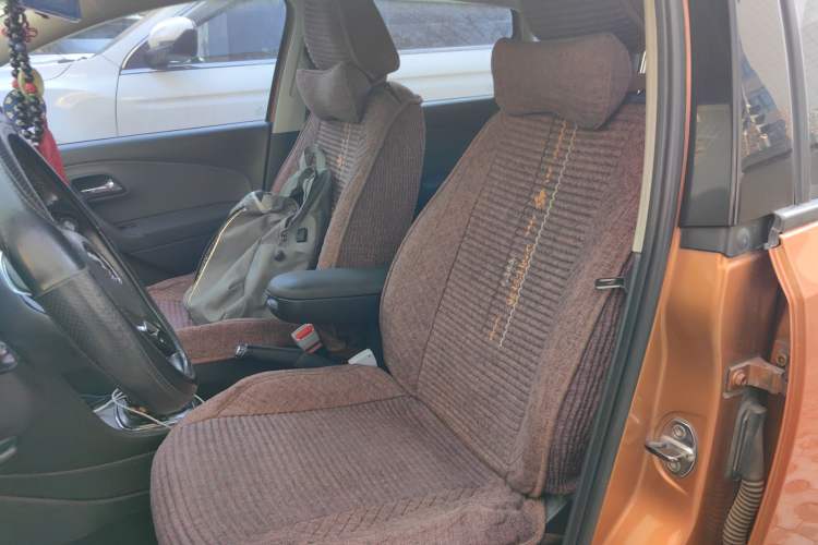 Used Volkswagen Polo 2014 1.6L Cross Polo Automatic