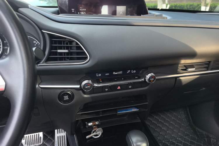 Used Mazda CX-30 2020 2.0L Automatic Joyful Model
