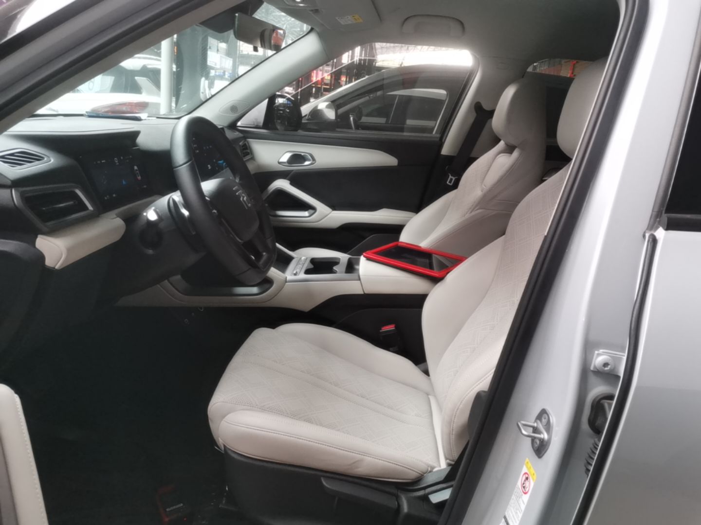 BYD Yuan UP 2025 Intelligent Driving Version 401 KM Dynamic Edition — снимка 17