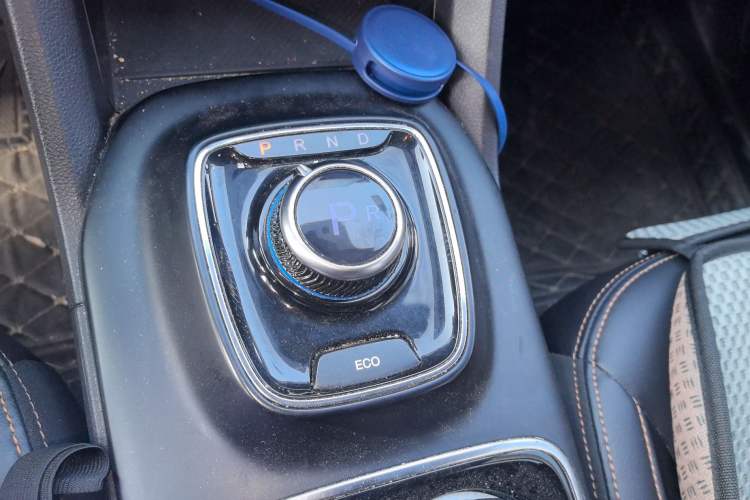 Used AION Trumpchi GE3 2017 310 Smart Edition Gear Lever