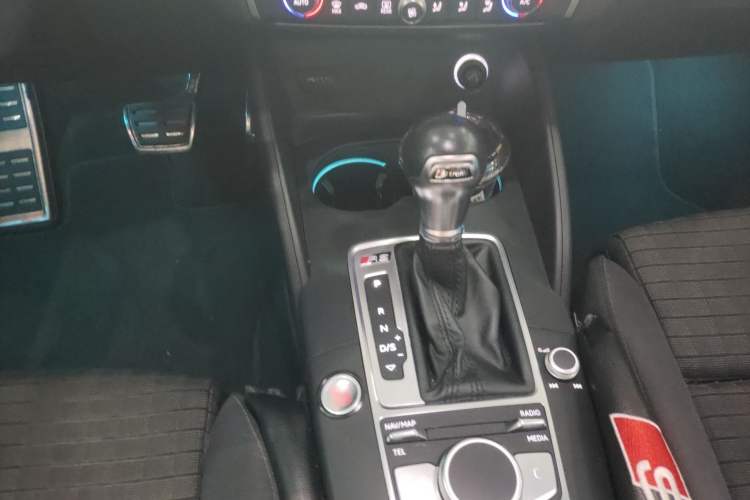 Used Audi A3 2018 30th Anniversary Edition Limousine 35 TFSI Sport Model Gear Lever
