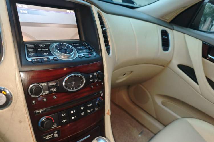 Used Infiniti EX 2010 EX25 Luxury Edition
