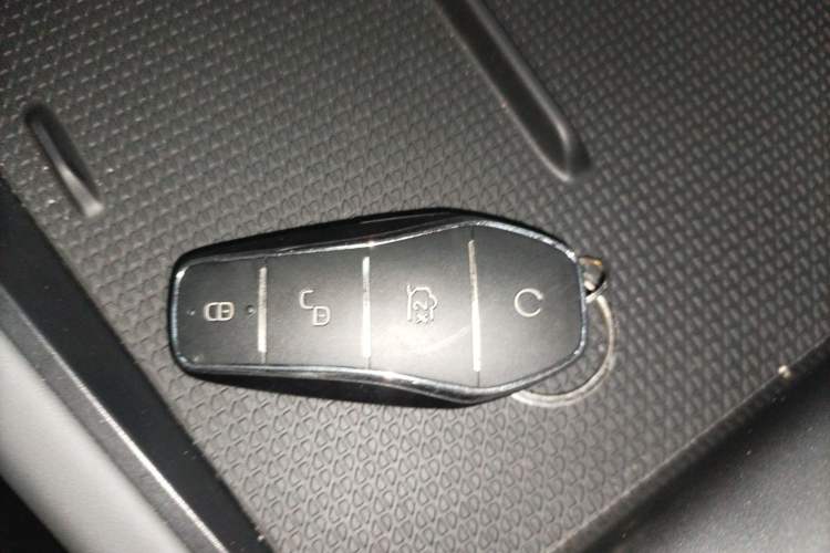 Used BYD Qin L 2024 DM-i 80KM Beyond Model Interior 1