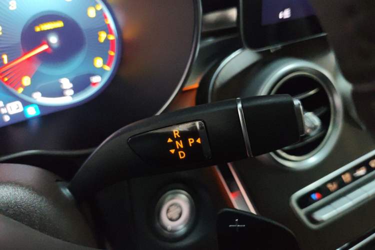 Used Mercedes-Benz GLC 2021 GLC 300 L 4MATIC Dynamic Model Gear Lever