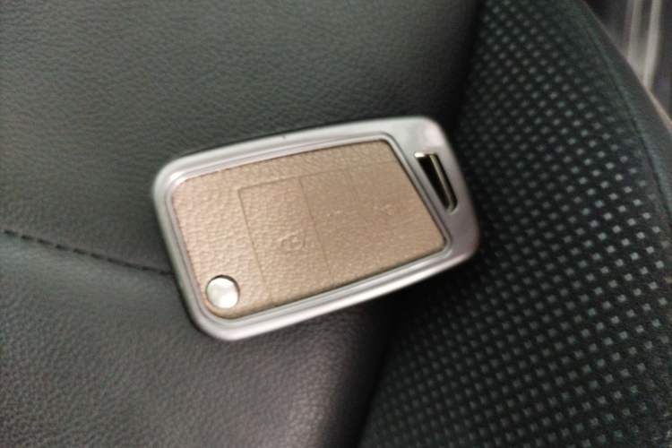 Used Volkswagen Tayron 2019 330TSI Two-Wheel Drive Luxury Model China VI Standard Vehicle Key