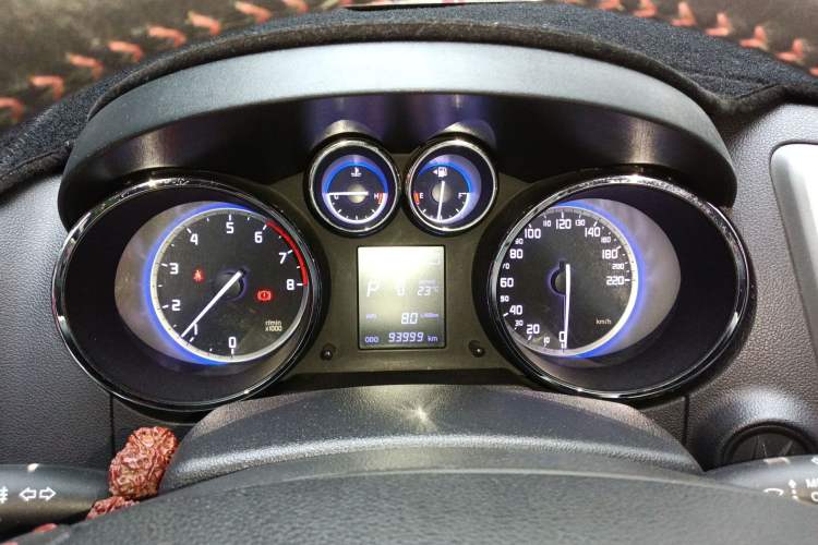 Used CHANGAN CS35 2016 1.6L Automatic Luxury Model China V Standard
