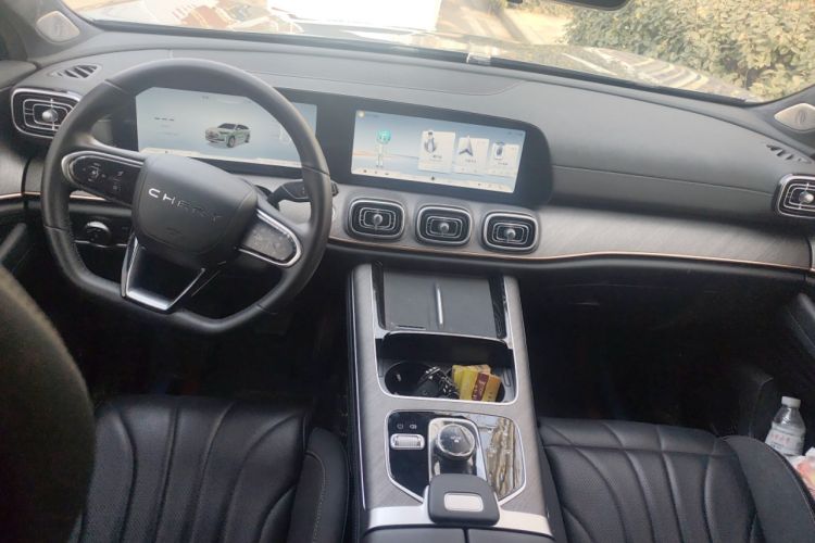 Used Chery Tiggo 9 2025 2.0T Dual-Clutch Two-Wheel Drive Luxury Edition 5 Seats