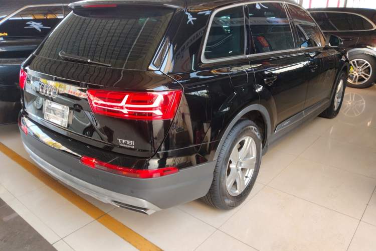 Used Audi Q7 2016 3.0 TFSI parallel import
