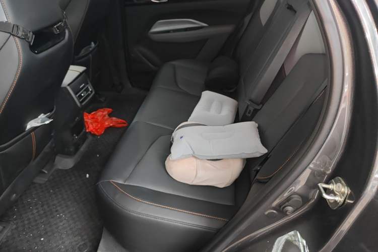 Used Oshan Z6 2023 Blue Whale 1.5T DCT Smart Edition