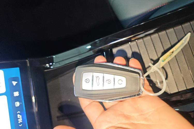 Used Geely Auto Emgrand X7 Sport 2024 1.5TD Smart Connect+