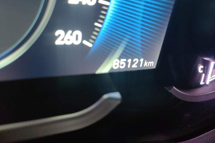 Used Hyundai Santa Fe 2023 Traveler 380T GDi Automatic All-Wheel Drive GLX HTRAC Elite Edition Odometer Close Up