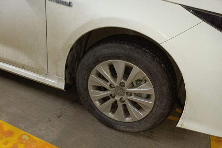 Used Toyota Corolla 2019 Dual-Engine 1.8L E-CVT GL-i Pioneer Edition Right Front Wheel Hub