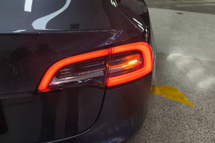 Used Tesla Model 3 2019 Standard Range Rear-Drive Upgraded Version Exterior 1