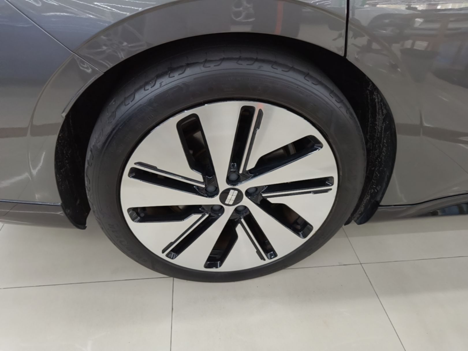 Geely Galaxy E8 2024 665 km Range Rear-Drive Starship Long-Range Version — снимка 11