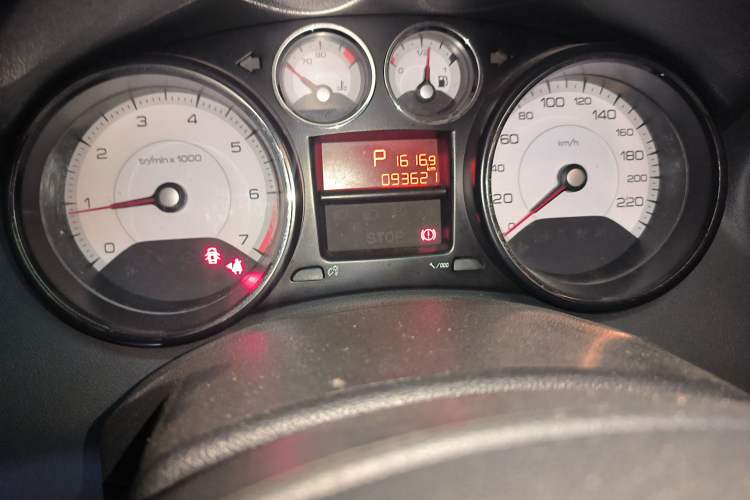 Used Peugeot 408 2013 1.6L Automatic Comfort Edition