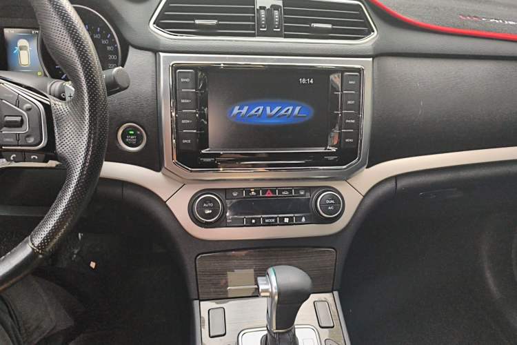 Used Haval H6 Coupe 2016 Blue Label 1.5T Automatic Two-Wheel Drive Elite Model Audio And AC Panel