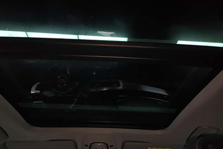 Used Audi A4L 2022 40 TFSI Luxury Dynamic Model