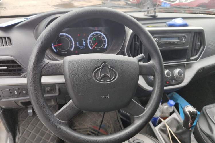 Used Chana Ruixing M60 2023 1.6L CNG Comfort-Grade 6-Seater Passenger Vehicle