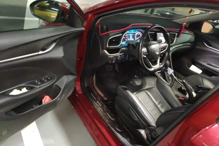 Used Buick Excelle GX 2018 18T Automatic Elite Model Driver Seat