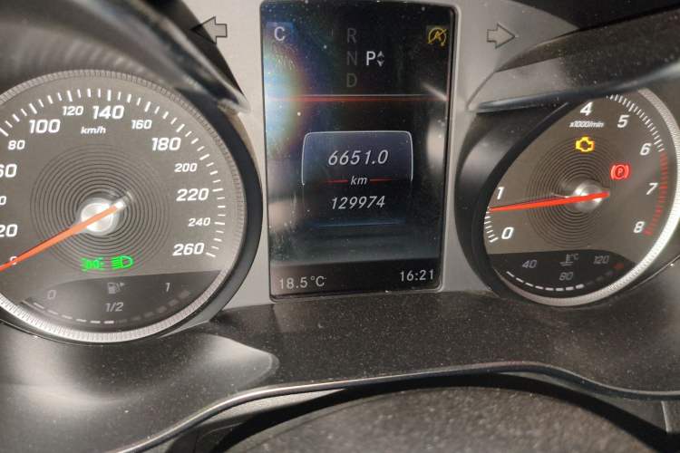 Used Mercedes-Benz GLC 2019 GLC 260 4MATIC Luxury Model